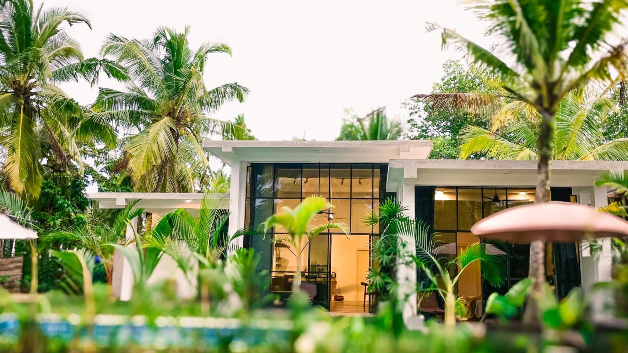 Voda Hotel ウナワトゥナ エクステリア 写真